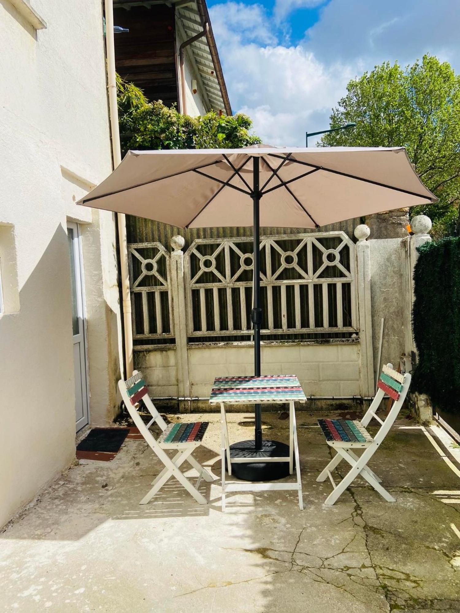 Studio House Near Paris エピネー・シュル・セーヌ エクステリア 写真